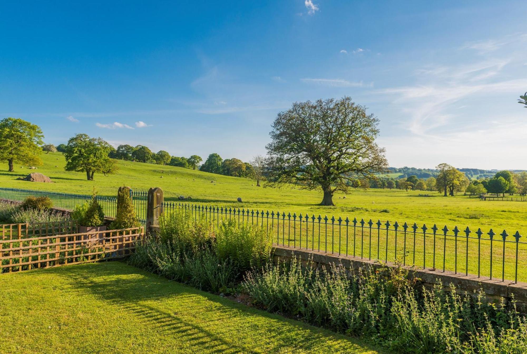 Heathy Lea Barnchatsworth Estate Баслоу Екстериор снимка